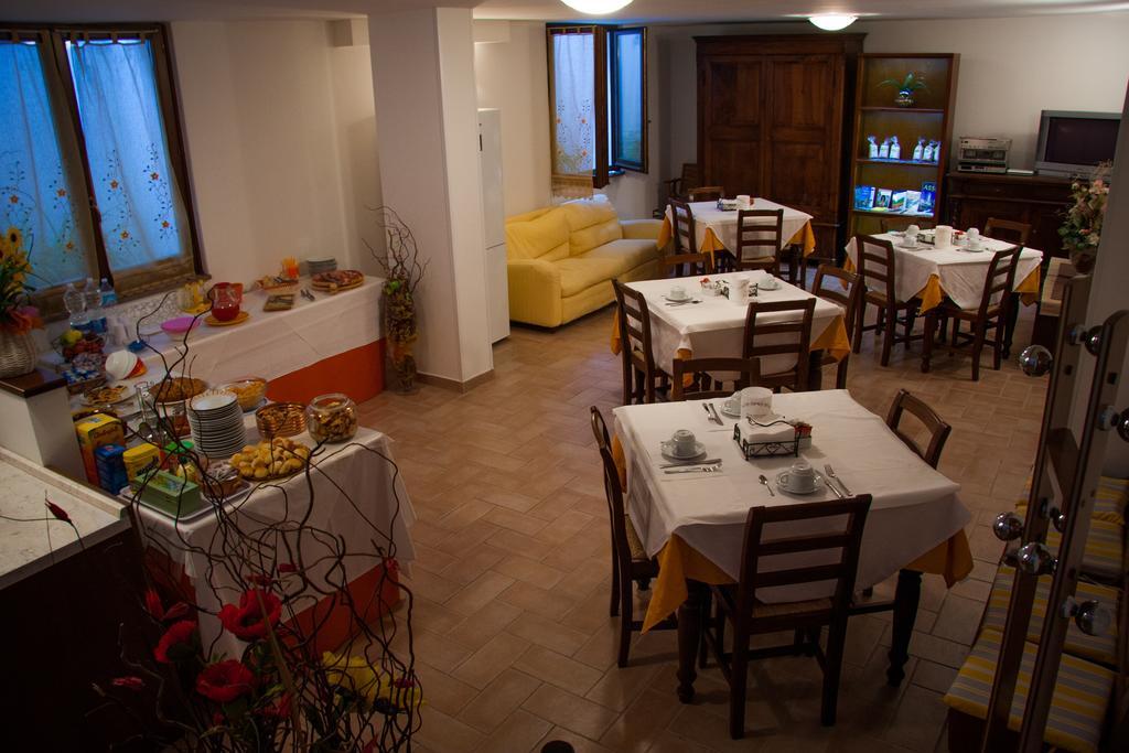 P&P Assisi Camere Бастия-Умбра Экстерьер фото