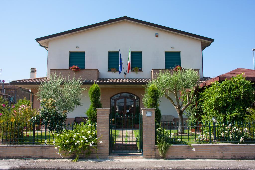 P&P Assisi Camere Бастия-Умбра Экстерьер фото